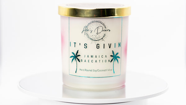 14oz It's Givin Wood Wick Candle (Jamaica Baecation).